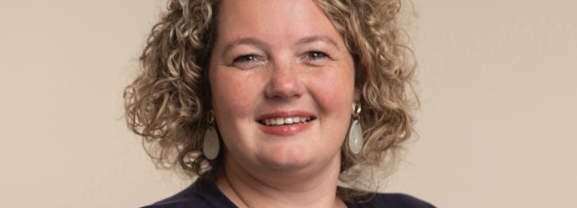 Pasfoto smal.jpg
